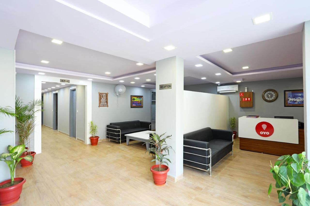 Hotel Capital O Aashiyana Paradise Near Omaxe Gurgaon Mall Exterior foto