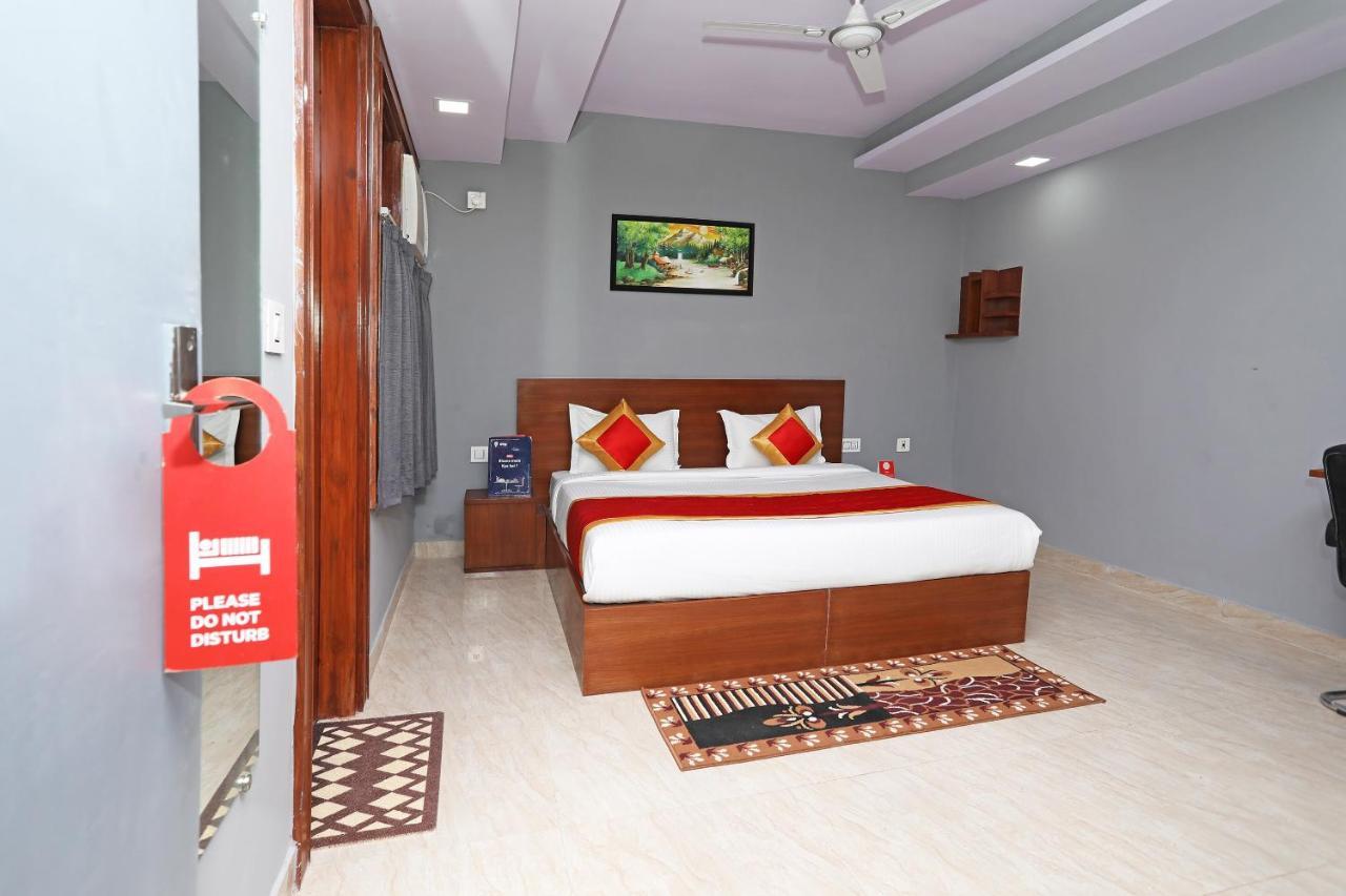 Hotel Capital O Aashiyana Paradise Near Omaxe Gurgaon Mall Exterior foto